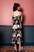 Load image into Gallery viewer, Aliya Signature Slip - Black Pink Floral